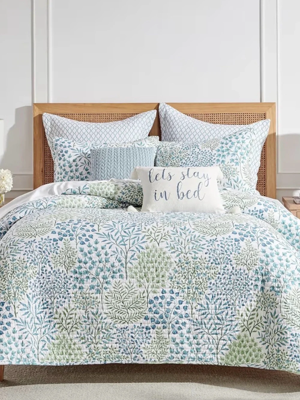 Levtex Home English Forest Green Quilt Set Full/Queen.